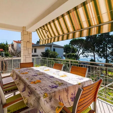 Geraeumige Lory Mit Meerblick In Strandnaehe Apartment *